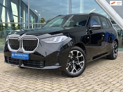 BMW X3 - 30e xDrive M sport 300pk Panoramadak / Elektr Trekhaak / HUD / 360 Camera