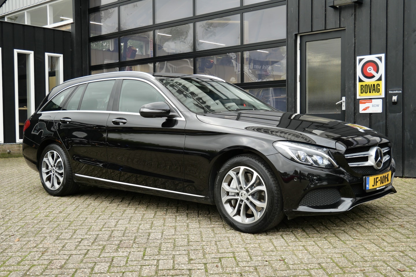 Mercedes-Benz C-klasse Estate - 350 e Lease Edition Plus | 360° | Adaptive | Head-Up | Leder | Trekhaak | NL-Auto - AutoWereld.nl