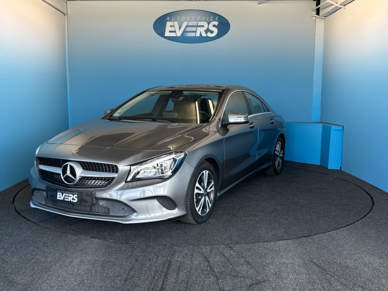 Mercedes-Benz CLA-Klasse - 180 Ambition Automaat, Cruise, Achteruitrijcamera - AutoWereld.nl
