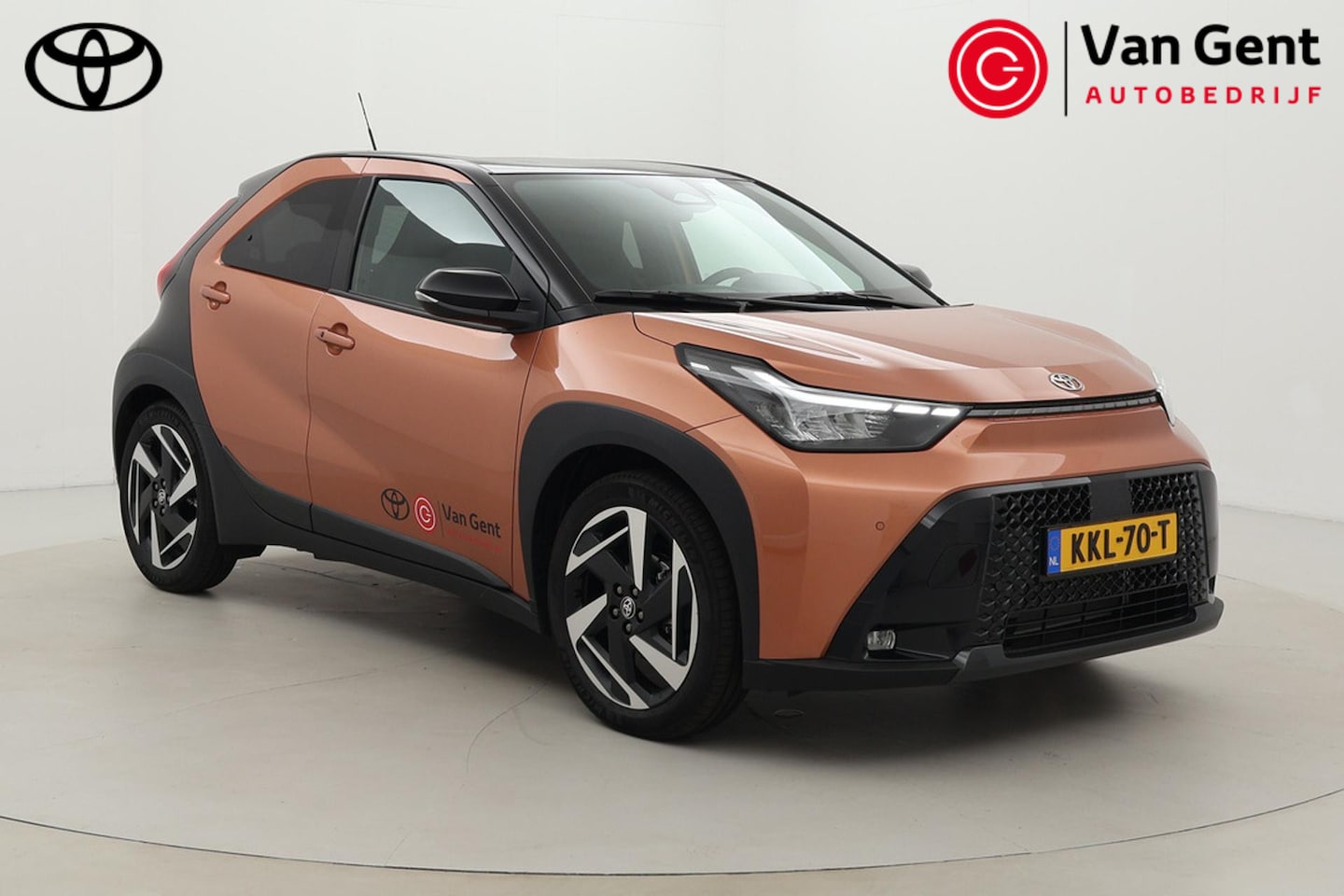 Toyota Aygo X - Hybrid 115 envy | Apple Carplay / Android Auto | Stoelverwarming | LED | Keyless | Adaptiv - AutoWereld.nl