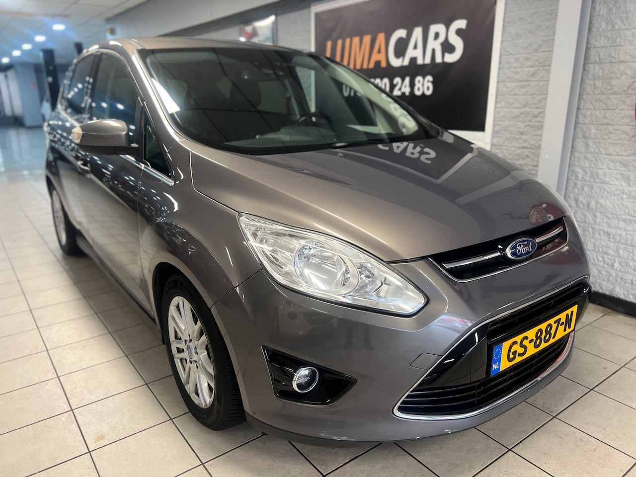 Ford C-Max - 1.0 Titanium | Distri. VV | NW APK | Camera | PDC - AutoWereld.nl