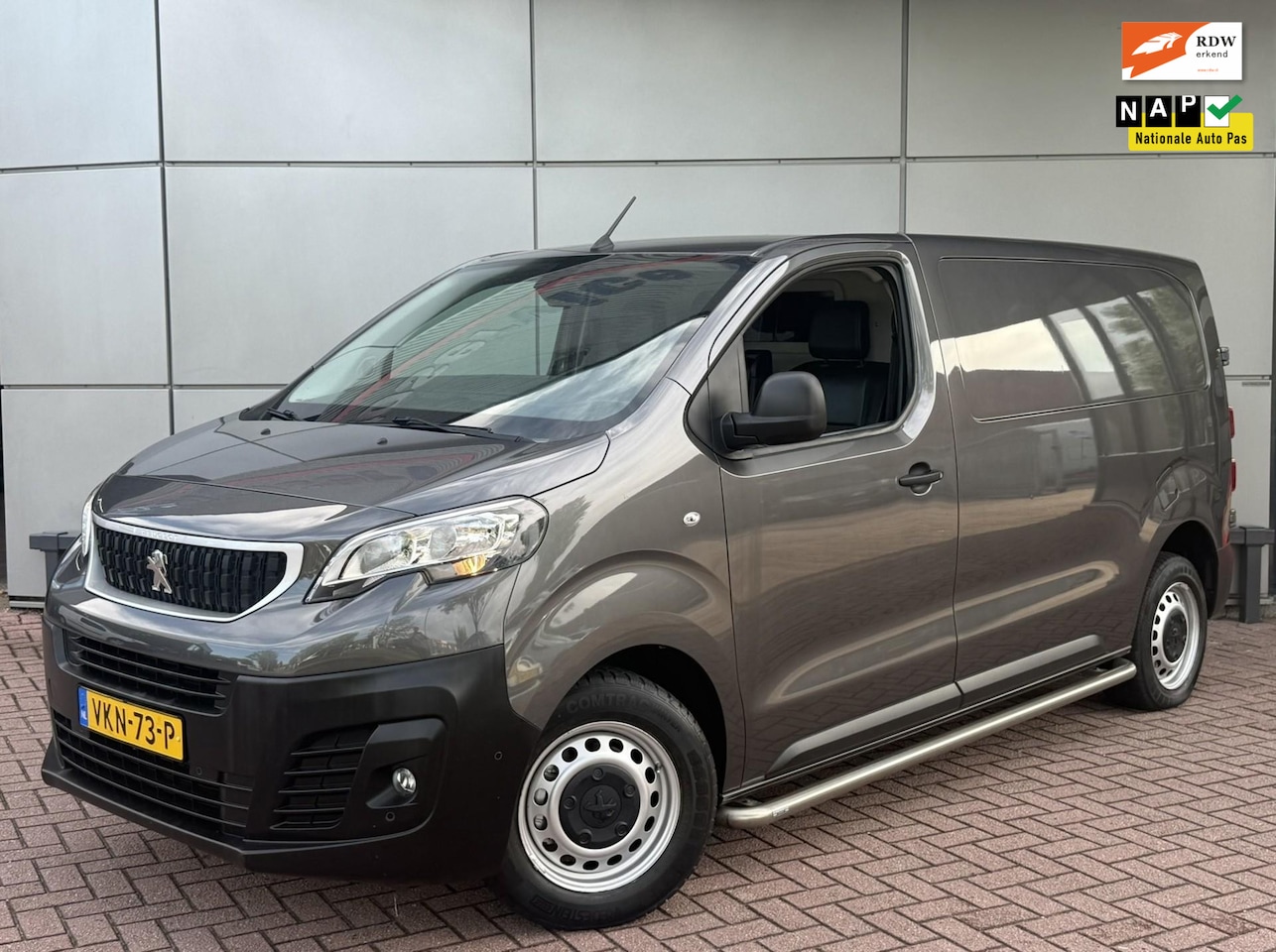 Peugeot Expert - 2.0 BlueHDI 120 Standard Grip 2.0 BlueHDI 120 Standard Grip - AutoWereld.nl