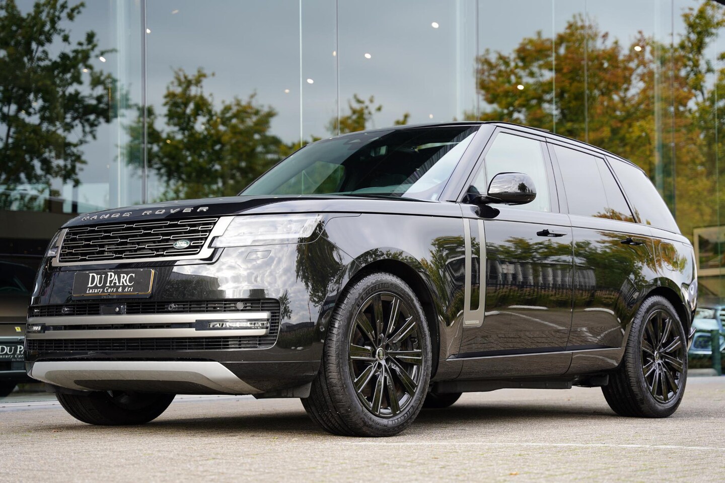 Land Rover Range Rover - P 550 E Autobiography / Massage Stoelen / Head Up / Panoramadak - AutoWereld.nl
