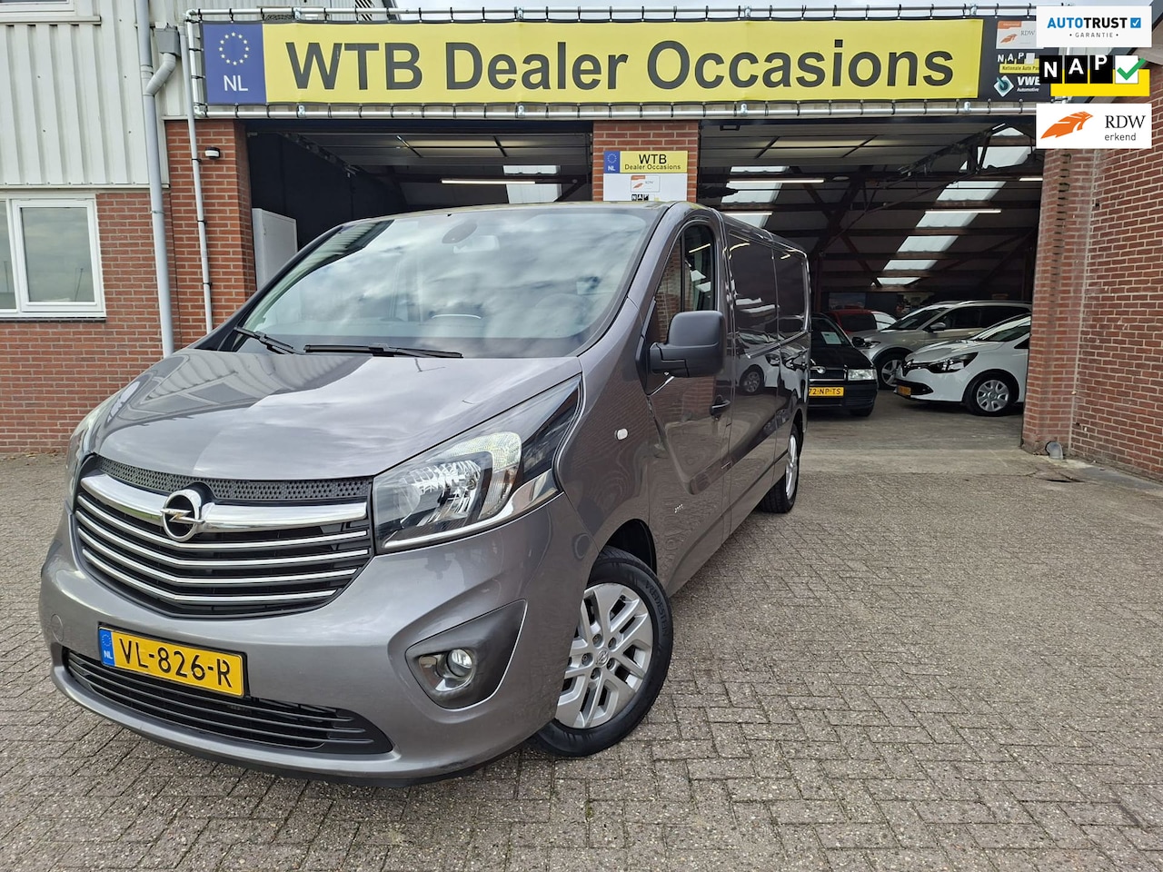 Opel Vivaro - 1.6 CDTI L2H1 DC Edition EcoFlex 1.6 CDTI L2H1 DC Edition EcoFlex, Nw. APK, Navi, Airco, Dealer onderhouden - AutoWereld.nl
