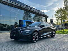 Audi A3 Sportback - 45 TFSI e S Competition 245 PK 2X S-Line I Black Optik I Navi I Led I Camera I 18 Inch