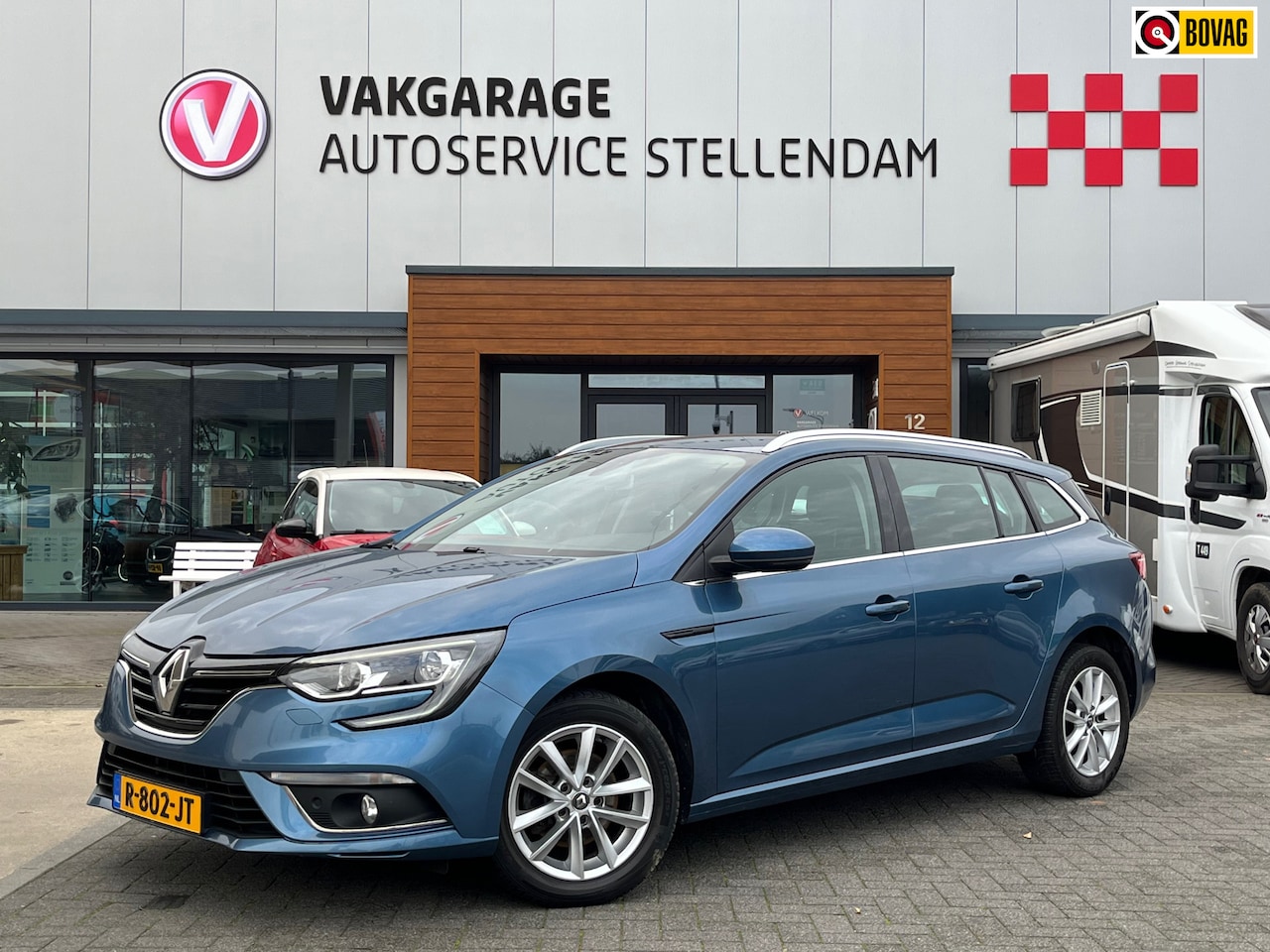 Renault Mégane Estate - 1.3 TCe Limited|Trekhaak|140 pk|PDC v+a|Cruise control|Stoelverwarming - AutoWereld.nl