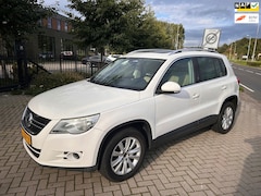 Volkswagen Tiguan - 1.4 TSI Sport&Style 4Motion 2009 LEDER PANORAMA NWE APK
