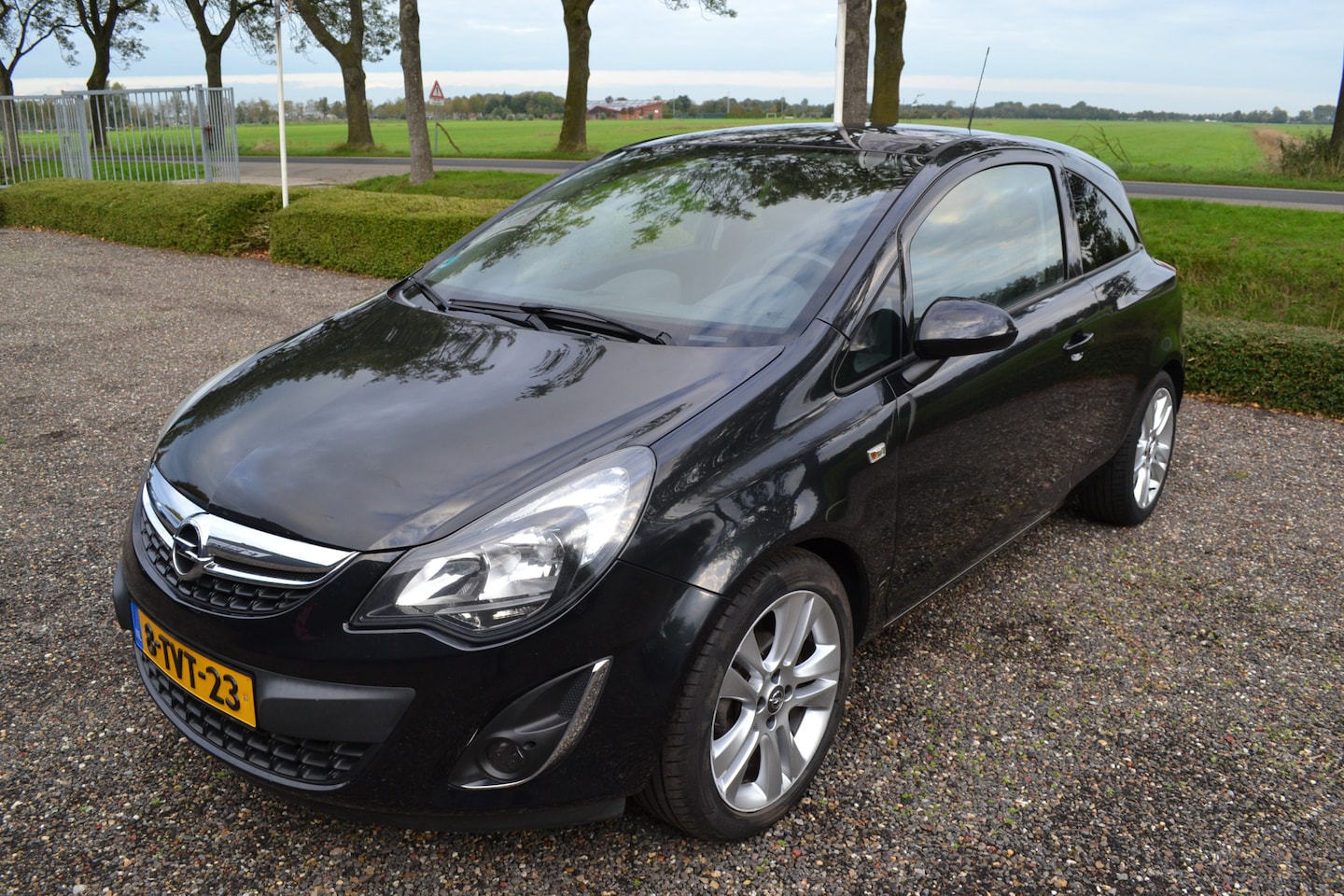 Opel Corsa - 1.4-16V BlitZ 1.4-16V BlitZ - AutoWereld.nl