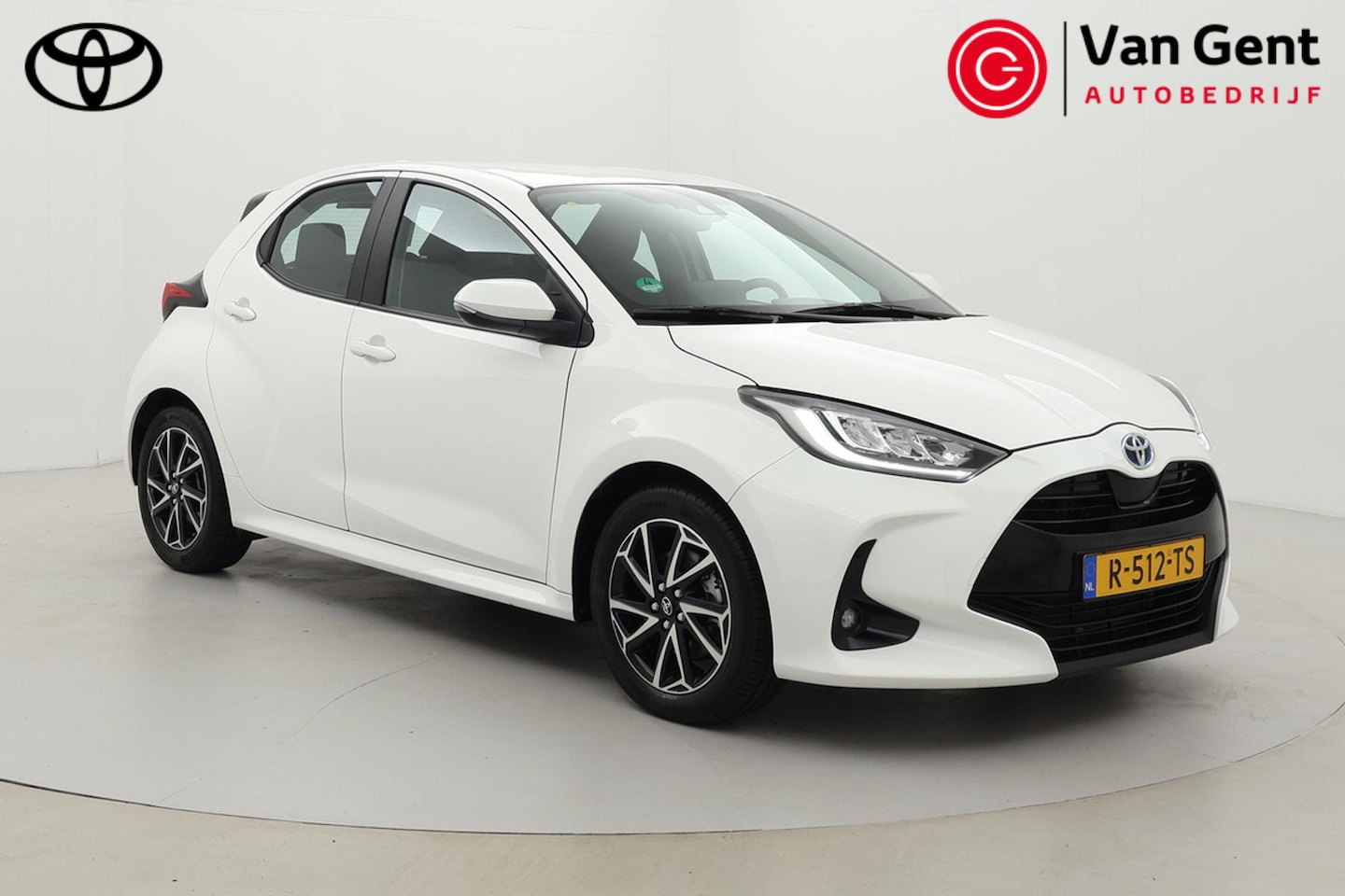 Toyota Yaris - 1.5 Hybrid Dynamic | Apple Carplay / Android Auto | Keyless | Adaptive Cruise | Clima | Ca - AutoWereld.nl