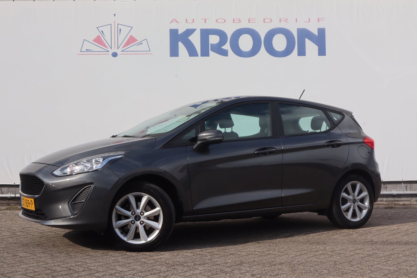 Ford Fiesta - 1.1 Trend | bluetooth | multifunctioneel stuur | PDC | - AutoWereld.nl