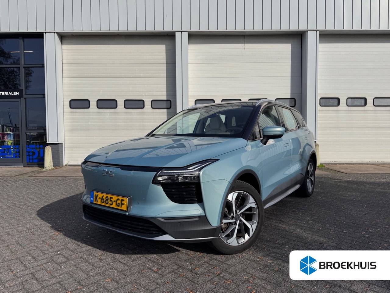 Aiways U5 - 63kWh Showroom l 360gr Camera l Dodehoek assist l Apple CarPlay l Luxe bekleding l Lm-Velg - AutoWereld.nl