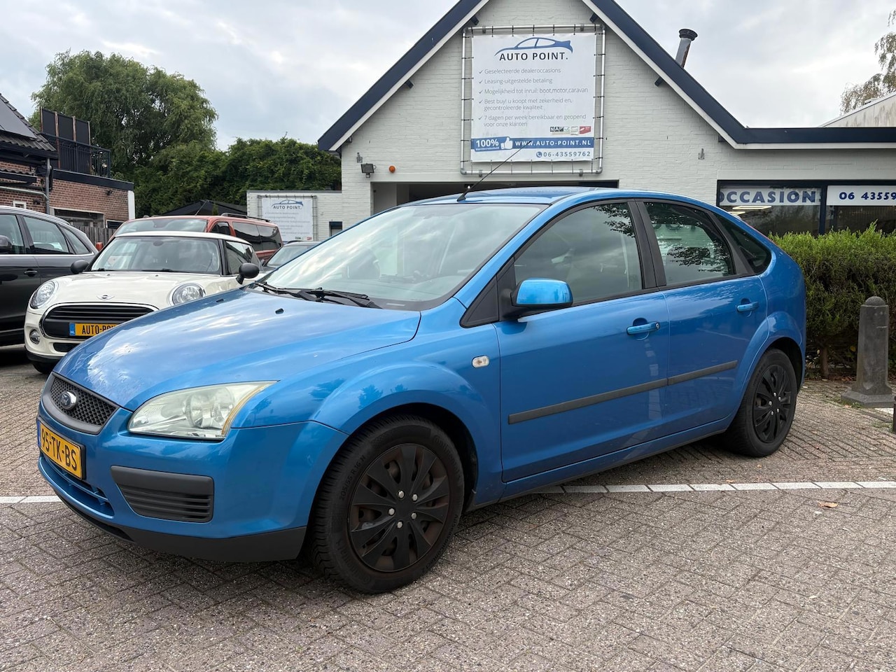 Ford Focus - 1.6-16V AIRCO/CRUISE/NIEUWE APK BIJ AFLEVERING - AutoWereld.nl