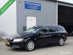 Volvo V70 - 1.6 T4 Limited Edition Volledig dealer onderhouden
