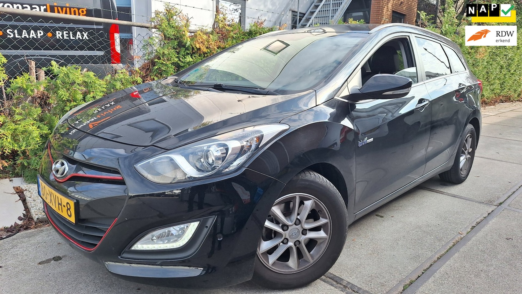 Hyundai i30 Wagon - 1.6 GDi Business Edition 1.6 GDI Business Edition - AutoWereld.nl