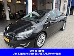 Opel Astra - 1.4 Turbo Sport + NAVI/LEDER/NAP/DEALER OND