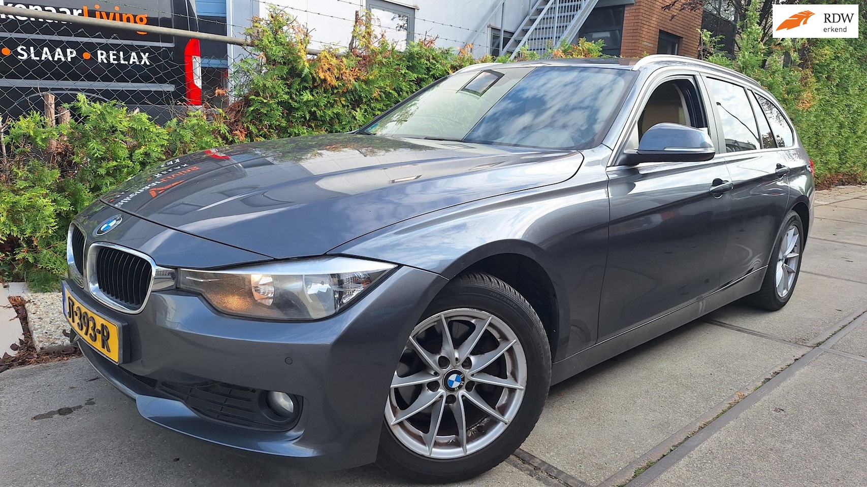 BMW 3-serie Touring - 318d High Executive 318d High Executive - AutoWereld.nl