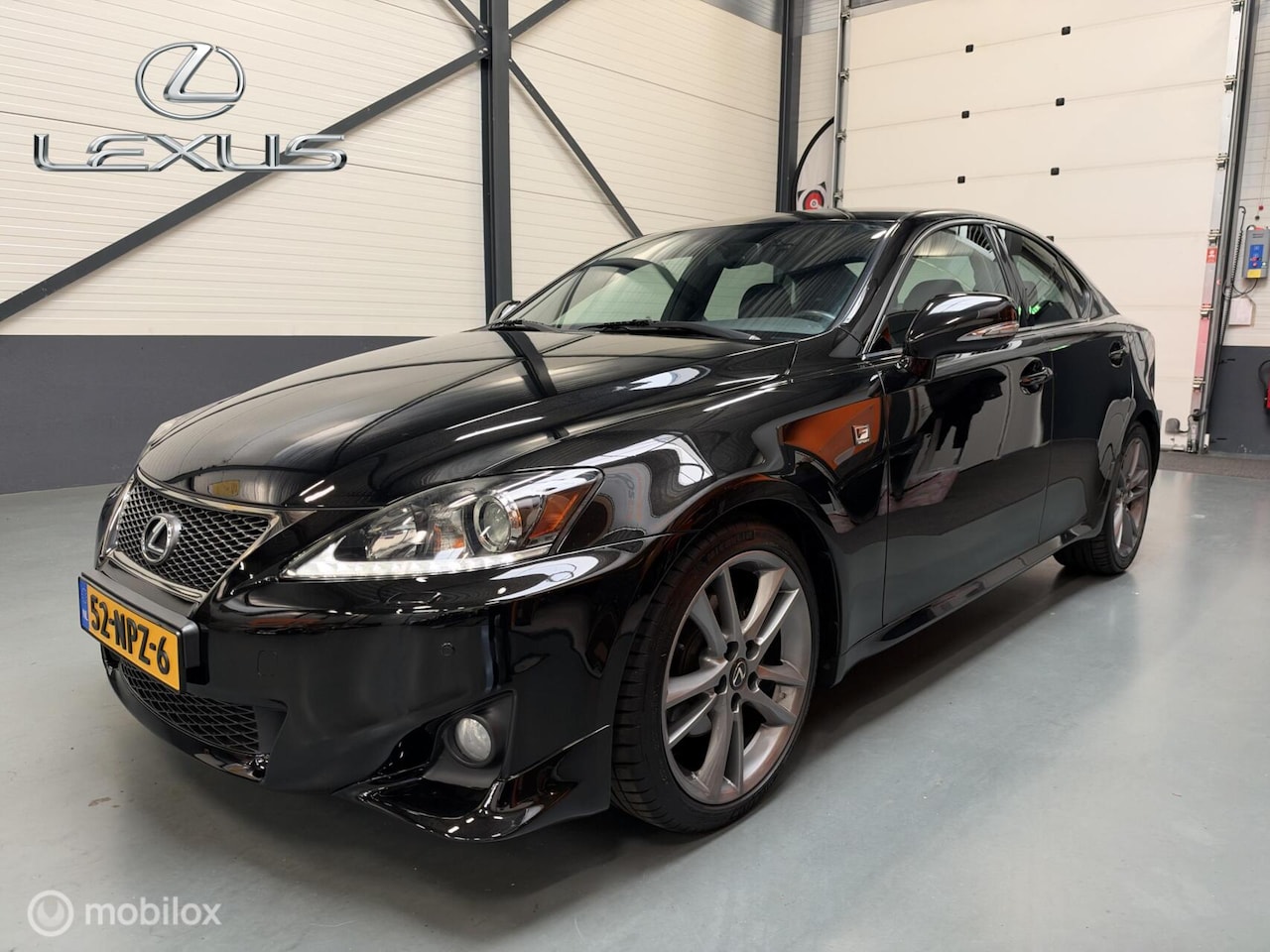 Lexus IS - 250 F-Sport Line Uniek|2e Eig|NL-Auto! - AutoWereld.nl