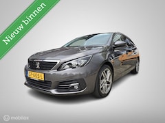 Peugeot 308 SW - 1.2 PureTech Blue Lease Executive