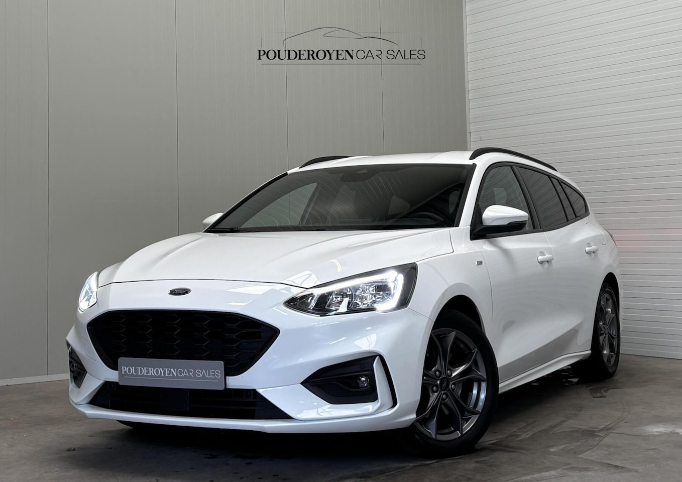 Ford Focus Wagon - 1.0 EcoBoost ST Line X Business / Digital Dash / Pack Winter / B&O / Lage KM / NL Auto / D - AutoWereld.nl