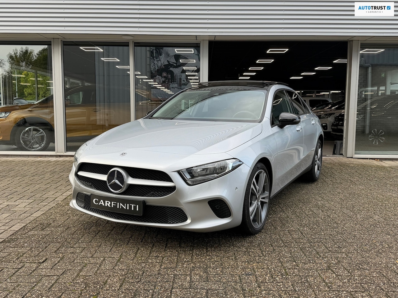 Mercedes-Benz A-klasse - 250 e Business Line Limousine Automaat 218 Pk | Panoramadak | Navigatie | Climate | Cruise - AutoWereld.nl