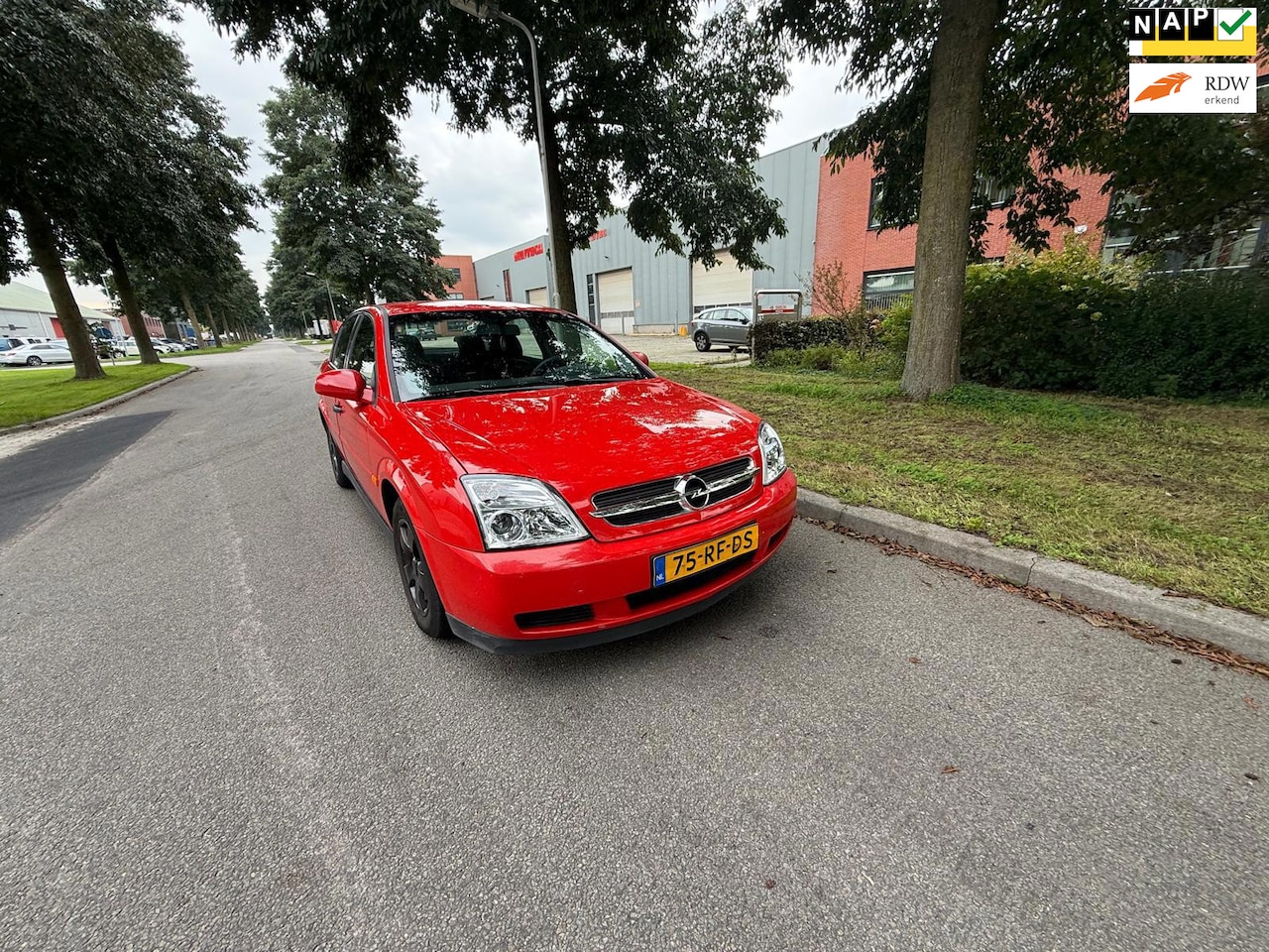 Opel Vectra - 1.8-16V Essentia airco apk 8-10-2027 - AutoWereld.nl
