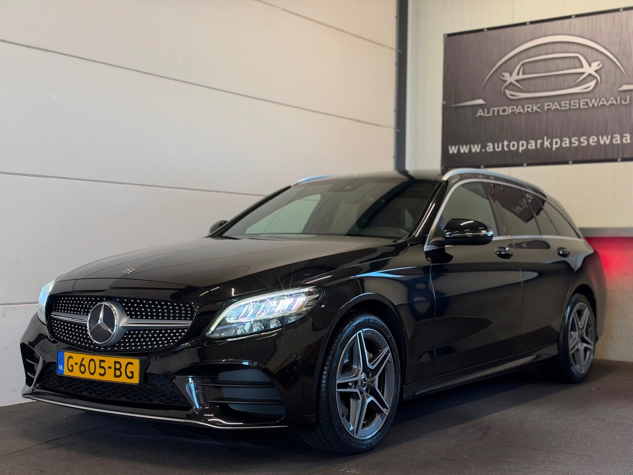 Mercedes-Benz C-klasse Estate - 200 4MATIC AMG Pano, Cruise Control, Apple Carplay, Burmester, Achteruitrijcamera, Virtual - AutoWereld.nl