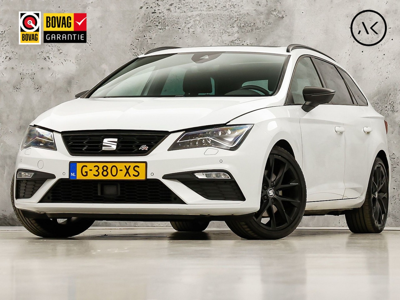 SEAT Leon ST - 1.5 TSI FR Ultimate Edition Black 150Pk Automaat (PANORAMADAK, VIRTUAL COCKPIT, APPLE CARP - AutoWereld.nl