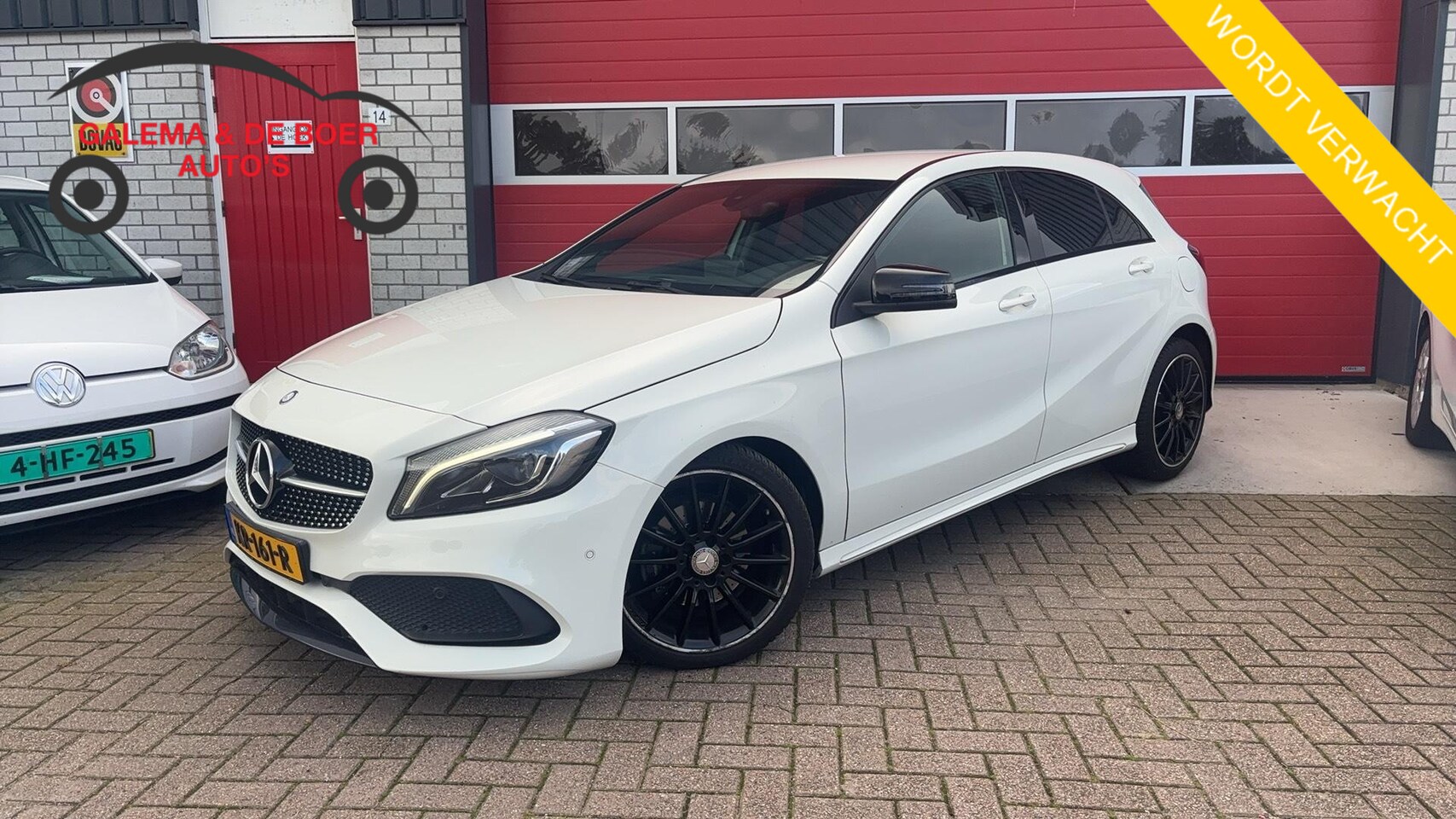 Mercedes-Benz A-klasse - 160 AMG Night Edition TREKHAAK / FULL LED / PARKEERSENSOREN / NAVI / AIRCO / PDC / BLUETOO - AutoWereld.nl