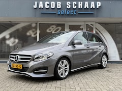 Mercedes-Benz B-klasse - 180 Ambition / Automaat / Sensoren V+A / Stoelverwarming /