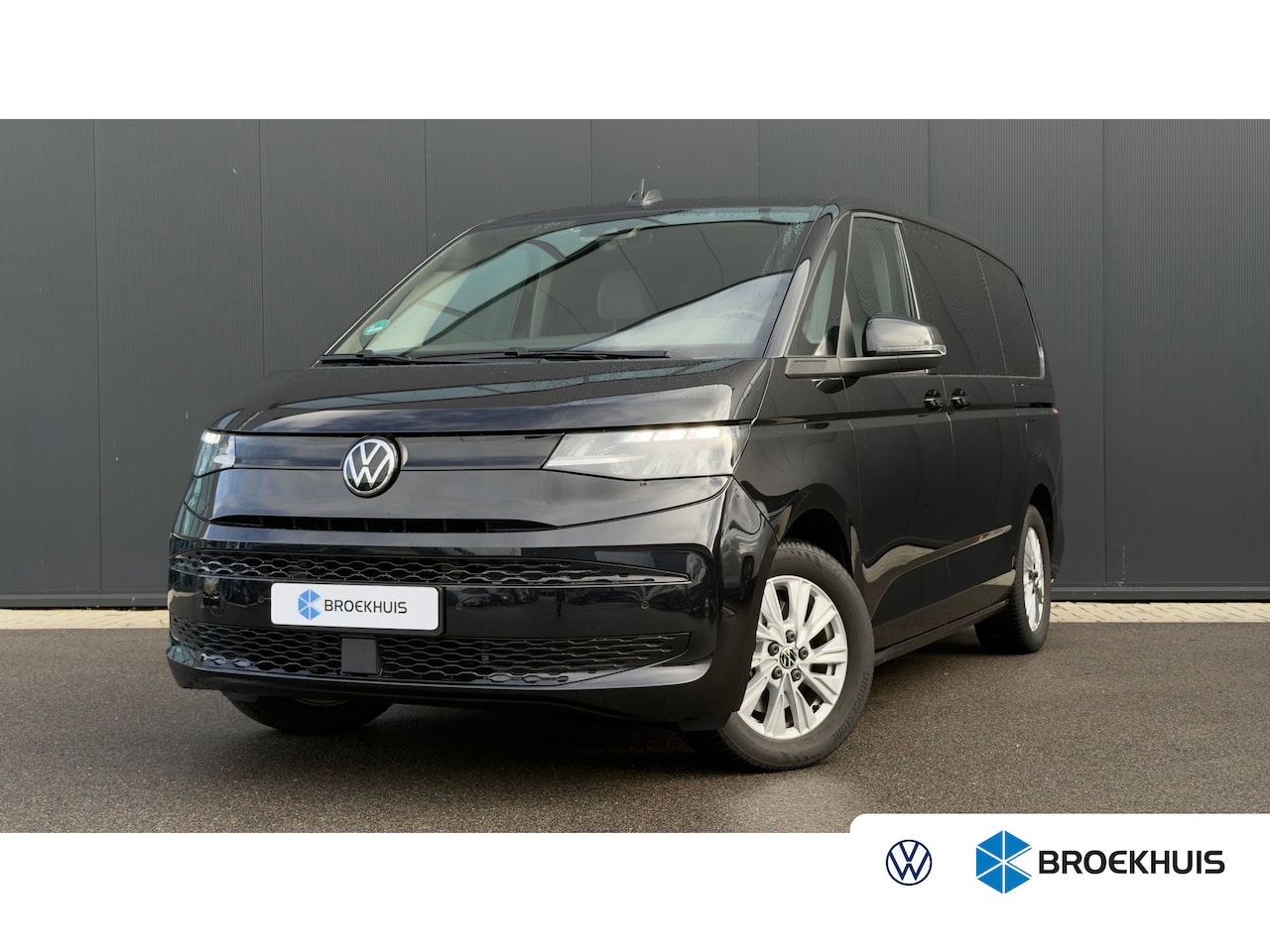 Volkswagen Multivan - 1.5 eHybrid L2 4Motion | Vis-a-Vis | Trekhaak | 7 Persoons | 4-Seizoenen Banden | App Conn - AutoWereld.nl