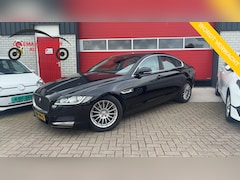 Jaguar XF Portfolio - 2.0d DEALER OH / TREKHAAK / XENON / NAVI / CAMERA / PDC / BLUETOOTH / CRUISE / NL-AUTO