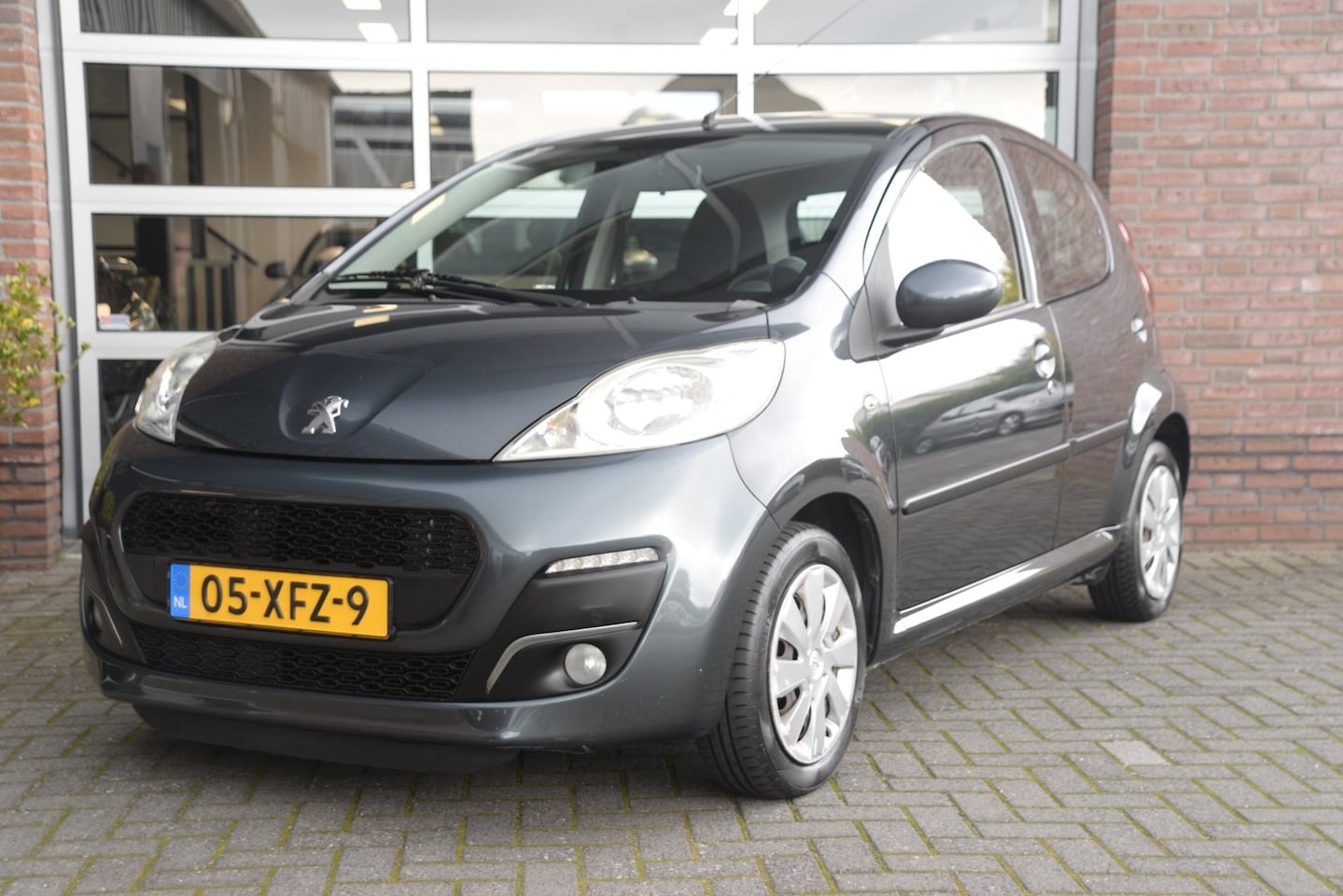 Peugeot 107 - 1.0 Active | Airco | 5-Deurs | Orig. NL | - AutoWereld.nl