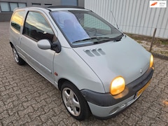 Renault Twingo - APK 15-4-27 Sunroof *950,