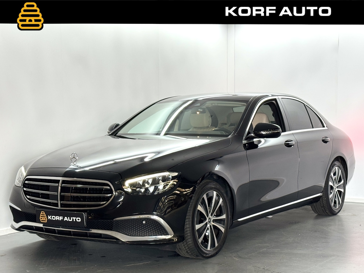 Mercedes-Benz E-klasse - 220 d 4MATIC | Luchtver. | Widescreen | Camera - AutoWereld.nl