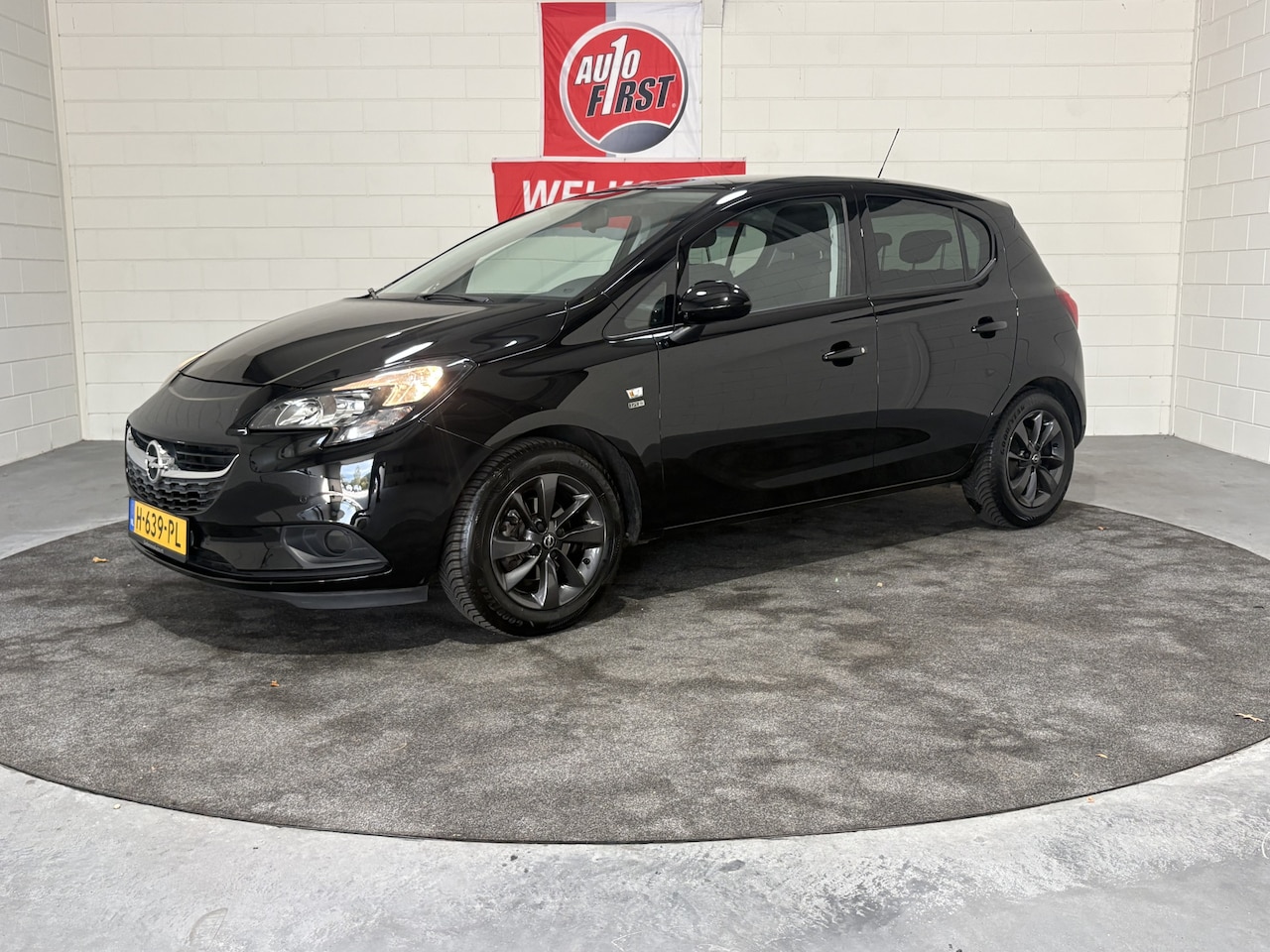 Opel Corsa - 1.4 120 Jaar Edition 1.4 120 Jaar Edition, 100% onderhouden, Luxe uitvoering, All season, Prijs incl. nieuwe ap - AutoWereld.nl
