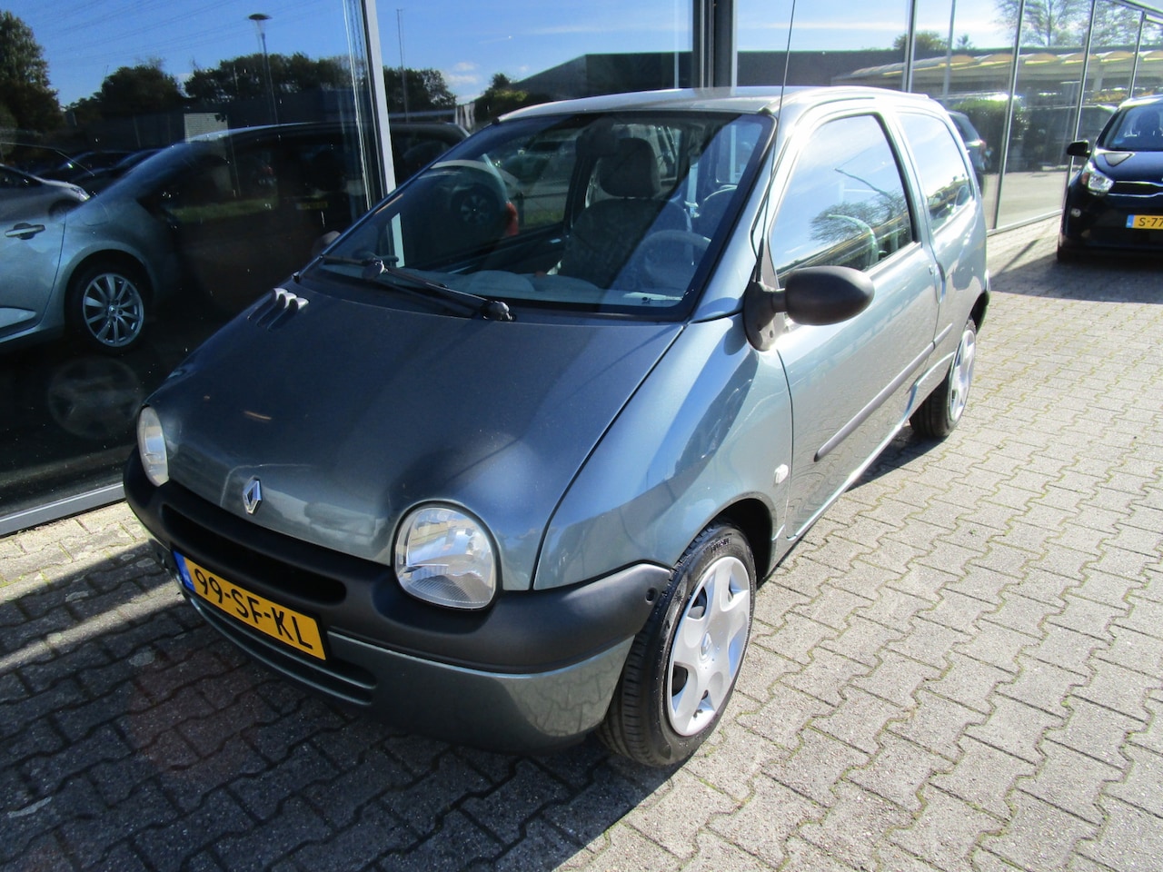 Renault Twingo - 1.2 Emotion 1.2 Emotion - AutoWereld.nl