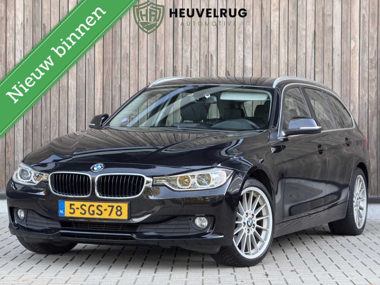 BMW 3-serie Touring - 316i High Executive | Leder | Trekhaak - AutoWereld.nl