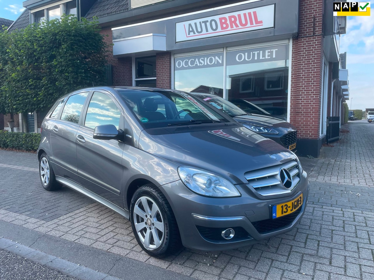 Mercedes-Benz B-klasse - 170 BlueEFFICIENCY|Airco|Navi|Trekh.|NL-auto| - AutoWereld.nl