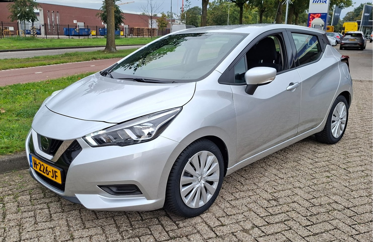 Nissan Micra - 1.0 IG-T Acenta NIEUW BANDEN/NETTE AUTO - AutoWereld.nl
