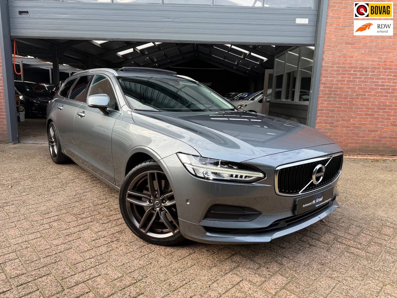 Volvo V90 - 2.0 T5 Momentum|PANO/ACC/PDC/LEDER/ - AutoWereld.nl