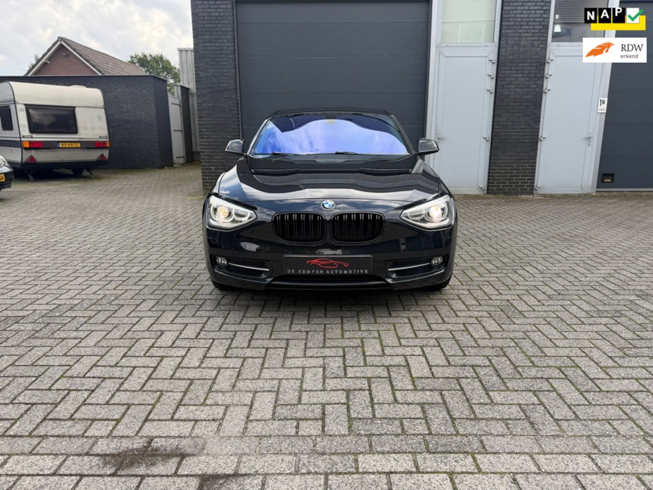 BMW 1-serie - 116i Business 116i Business+ - AutoWereld.nl