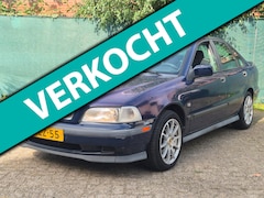 Volvo S40 - 1.8i *NIEUWE DISTRIBUTIE* ruime APK
