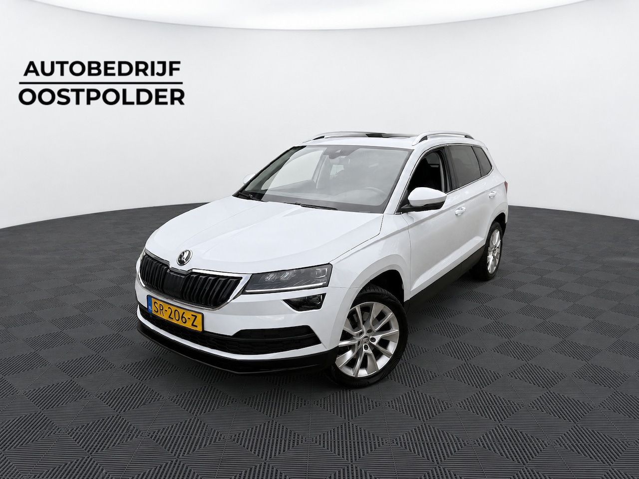 Skoda Karoq - 1.5 TSI ACT Style Business 1.5 TSI ACT Style Business - AutoWereld.nl