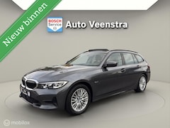 BMW 3-serie Touring - 320e High Executive|PANO|TREKH|PHEV|ADAP