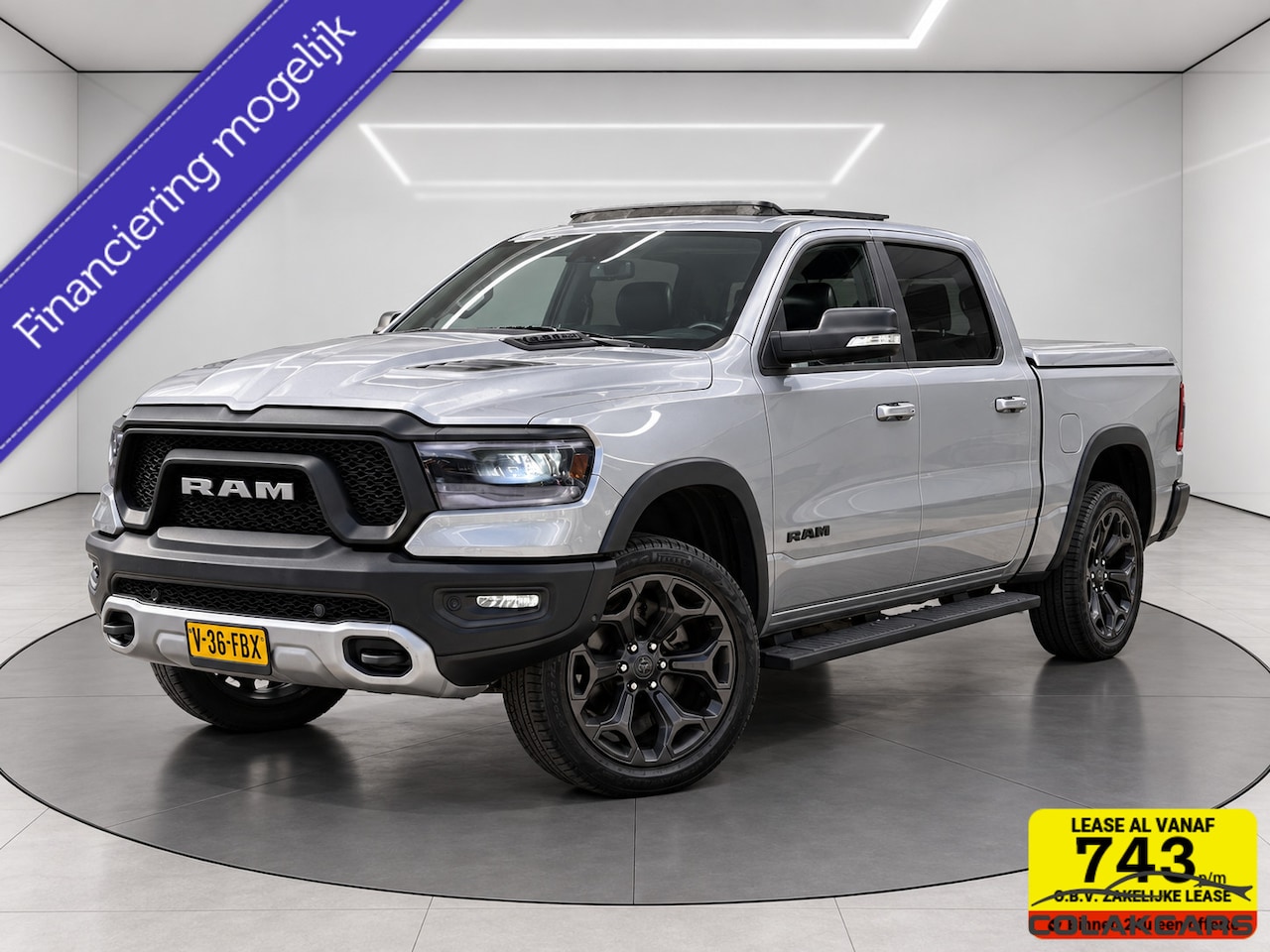 Dodge Ram 1500 - 4X4 5.7 V8 Crew Laramie-Pano Rebel-Garantie! - AutoWereld.nl
