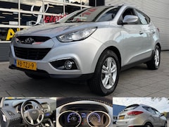 Hyundai ix35 - 2.0i 4WD Style - Navigatie I Airco I Xenon I 1/2 Leer I Trekhaak I Sport velgen