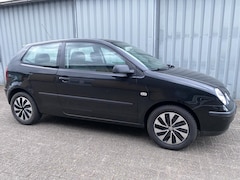 Volkswagen Polo - 1.4 55KW