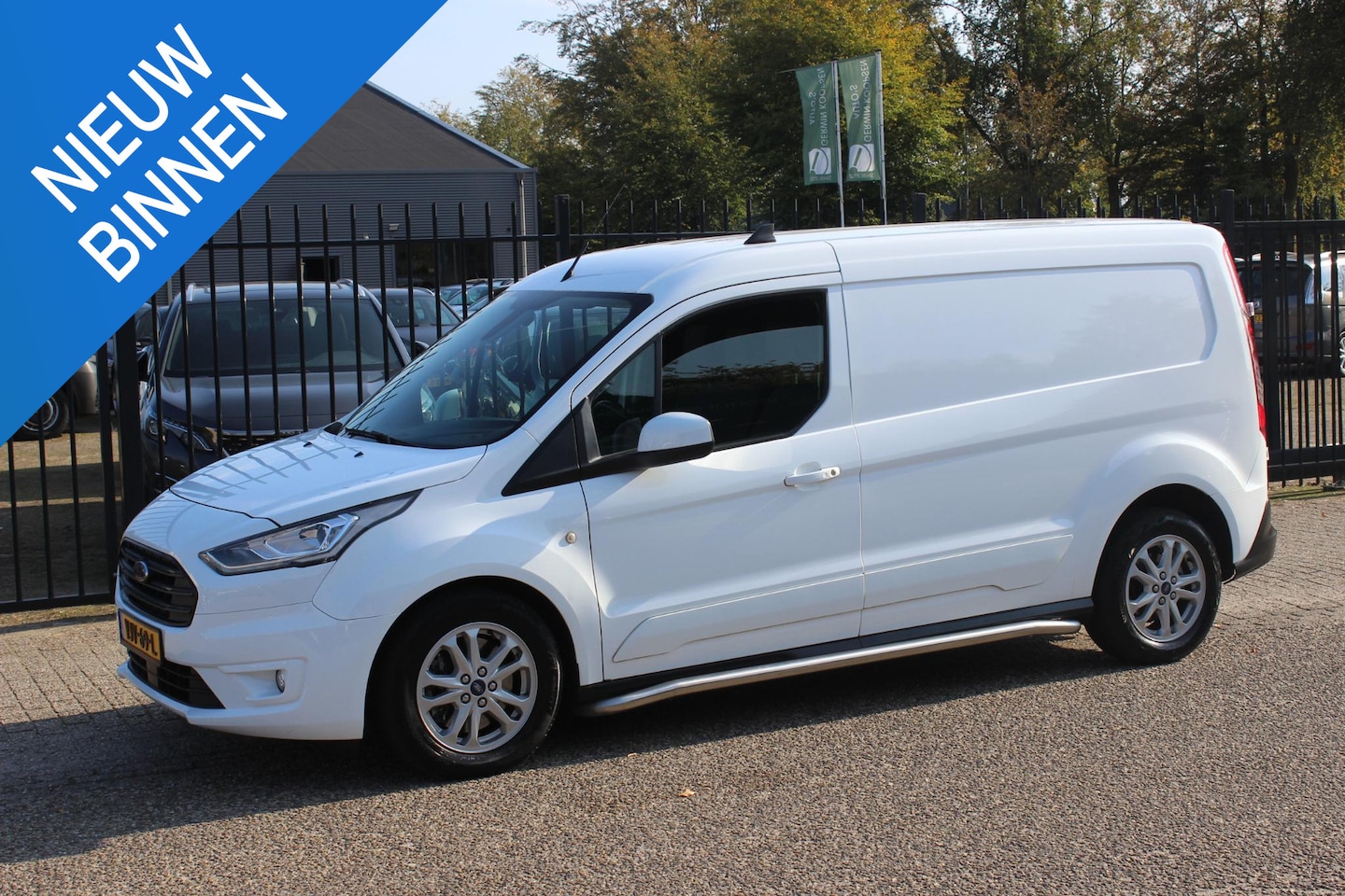Ford Transit Connect - 1.5 EcoBlue L2 Automaat Limited - AutoWereld.nl