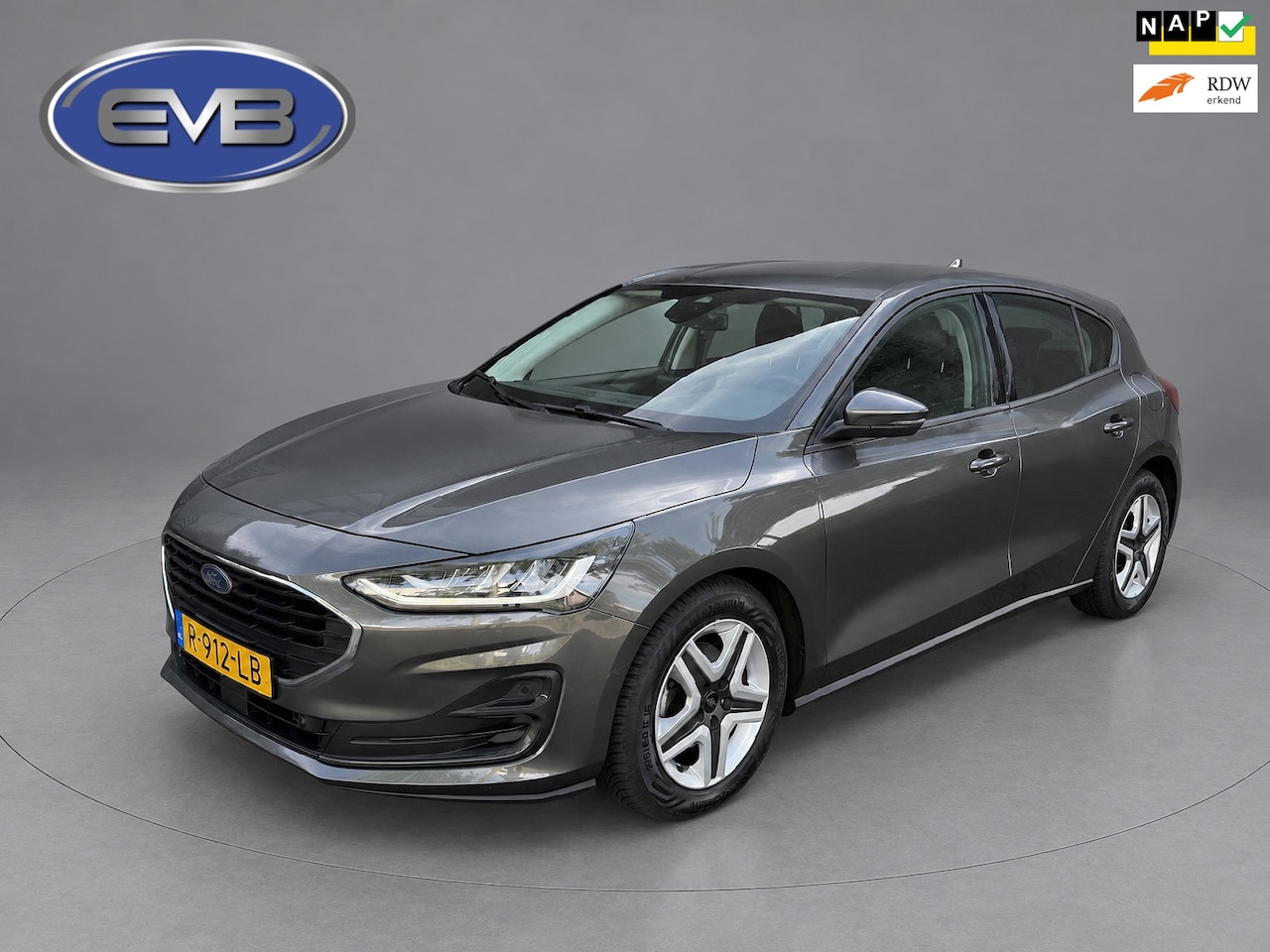 Ford Focus - 1.0 EcoBoost Connected 1.0 EcoBoost Connected, 1 e eigenaar, navigatie, full led,cruise controle, Origineel NL au - AutoWereld.nl