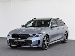 BMW 3-serie Touring - 320e | M Sport | PANO | STOELVRW | LEDER